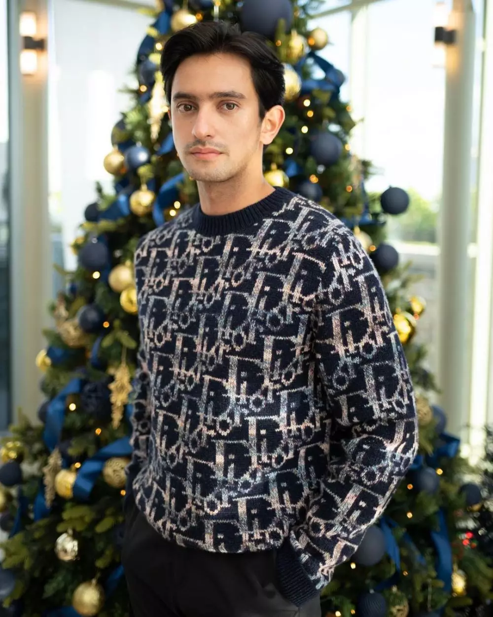 gaya seleb hadiri event dior © instagram