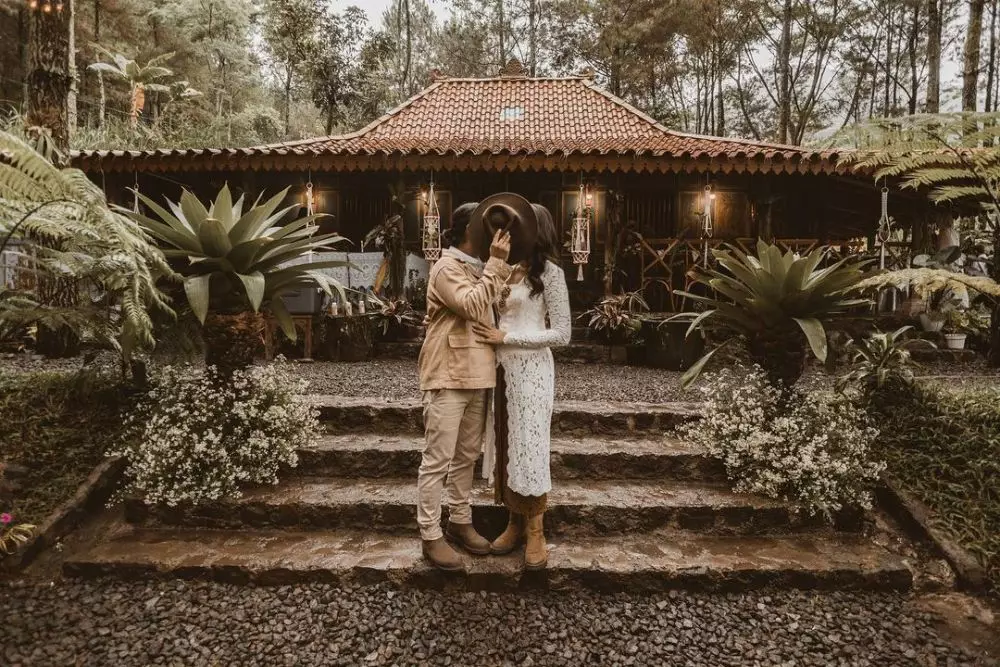 Momen pernikahan kedua Ramon Y Tungka © Instagram