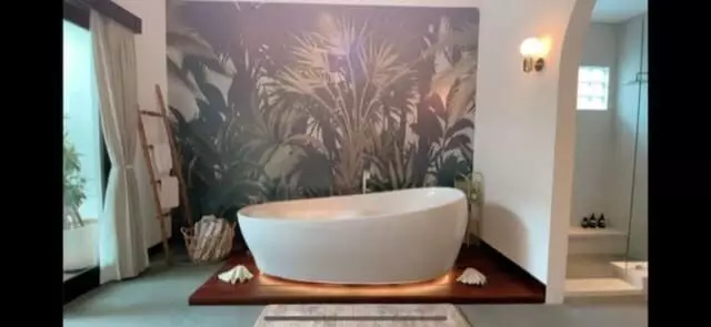 Kamar mandi penyanyi wanita instagram/YouTube