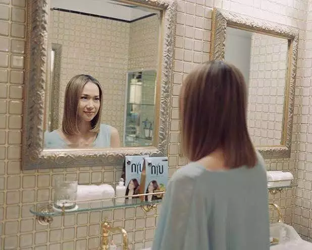 Kamar mandi penyanyi wanita instagram/YouTube