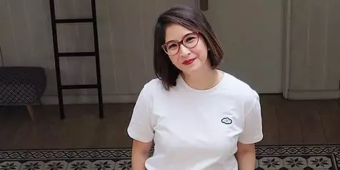 seleb ini pernah jadi karyawan kantor Berbagai sumber  seleb ini pernah jadi karyawan kantor Berbagai sumber