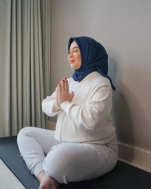 potret Kesha Ratuliu pamer baby bump © Instagram/@kesharatuliu05 potret Kesha Ratuliu pamer baby bump © Instagram/@kesharatuliu05