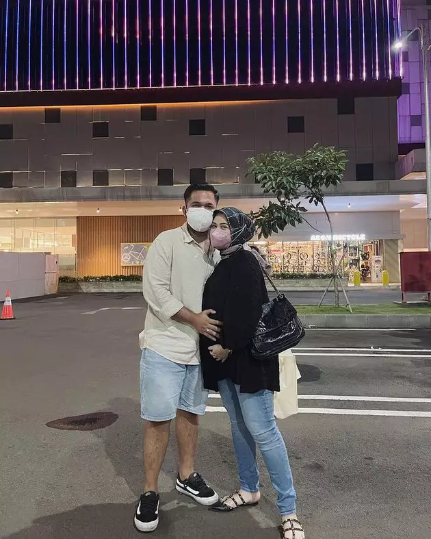 potret Kesha Ratuliu pamer baby bump © Instagram/@kesharatuliu05 potret Kesha Ratuliu pamer baby bump © Instagram/@kesharatuliu05