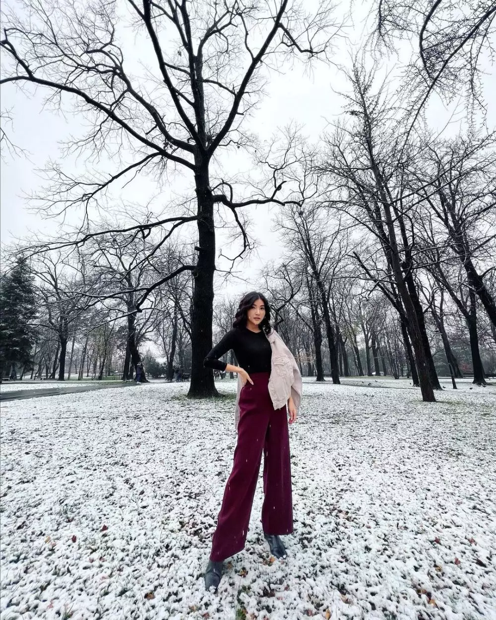 gaya sarwendah saat liburan di serbia © instagram