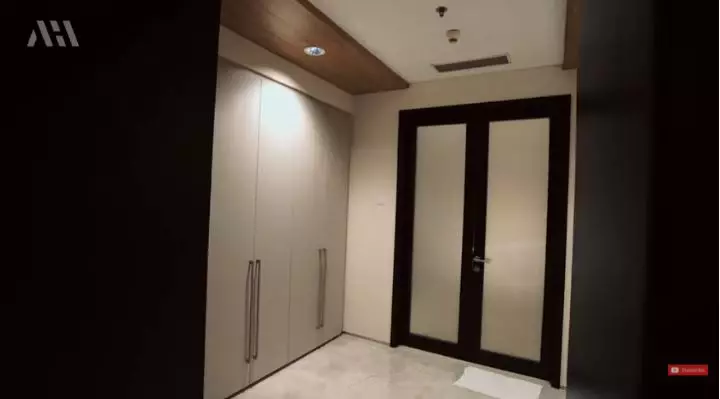 potret kamar ria ricis di apartemen © YouTube potret kamar ria ricis di apartemen © YouTube