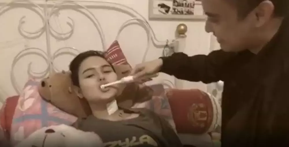 Laura Anna jalani perawatan © 2021 brilio.net Laura Anna jalani perawatan © 2021 brilio.net