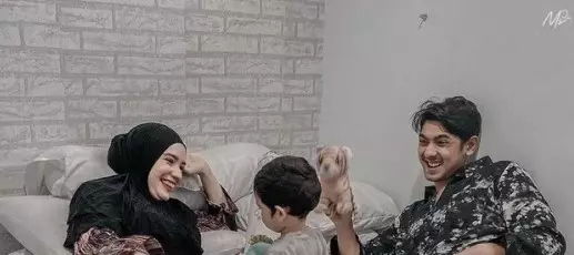 Cara Arya Saloka desain rumah baru © berbagai sumber Cara Arya Saloka desain rumah baru © berbagai sumber