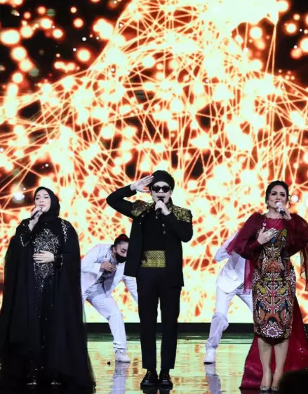 Gaya manggung Aurel Hermansyah © 2021 brilio.net