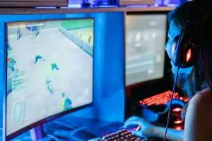 7 Cara efektif stabilkan internet saat main game online, dijamin ampuh