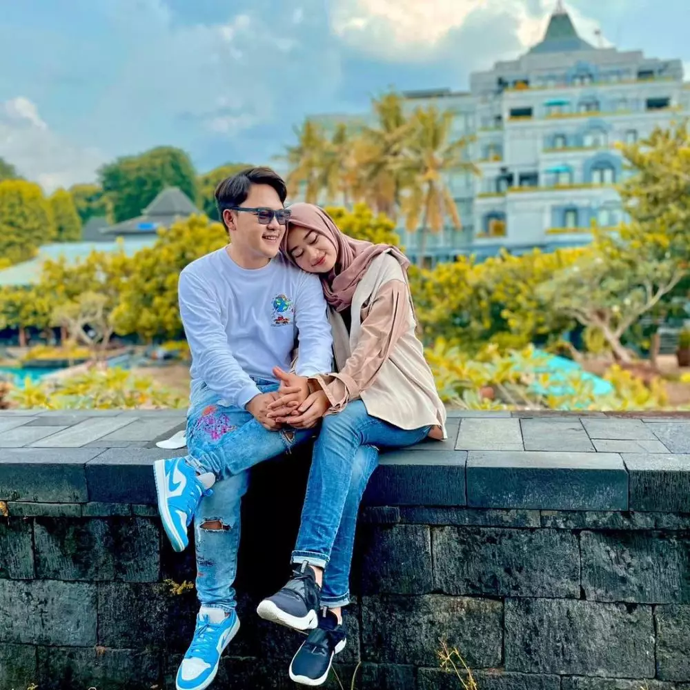 Potret Danang DA dan istri dari pacaran sampai akad nikah Instagram