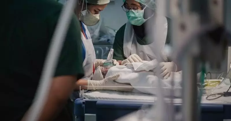 momen persalinan anak pertama Kesha Ratuliu © Instagram