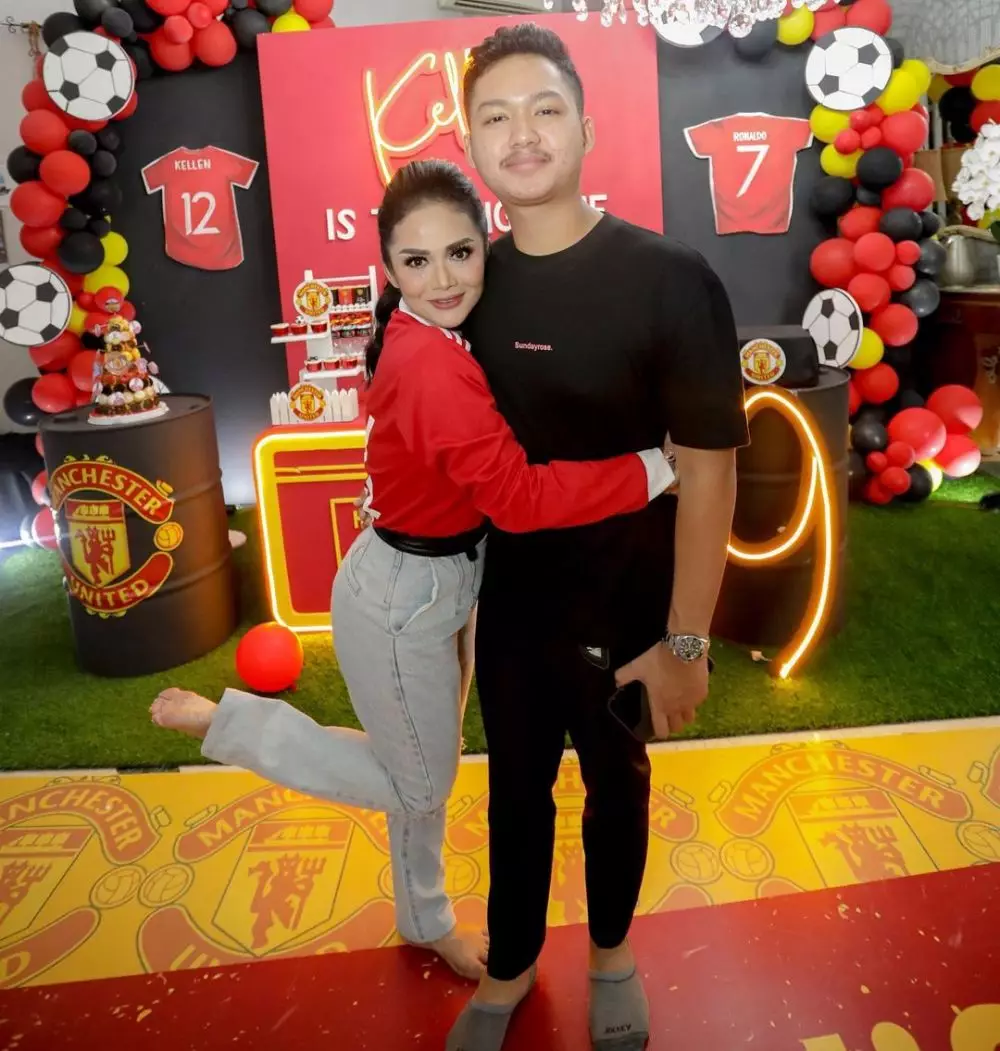Momen Krisdayanti rayakan ultah Kellen © Instagram