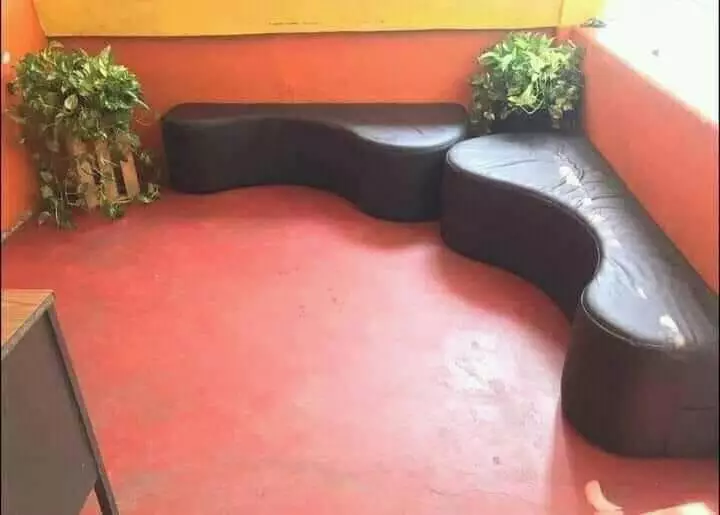 penampakan kursi malah nyeleneh banget © 2021 instagram.com penampakan kursi malah nyeleneh banget © 2021 instagram.com