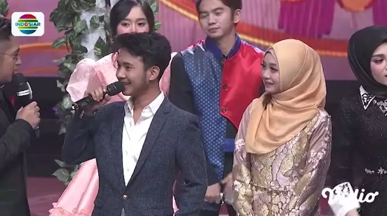 Momen lawas Rafly DA ungkap cinta ke Ega © YouTube/Indosiar