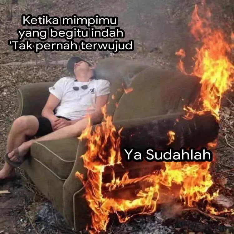momen rebahan di sembarang tempat ngakak © 2021 instagram.com momen rebahan di sembarang tempat ngakak © 2021 instagram.com