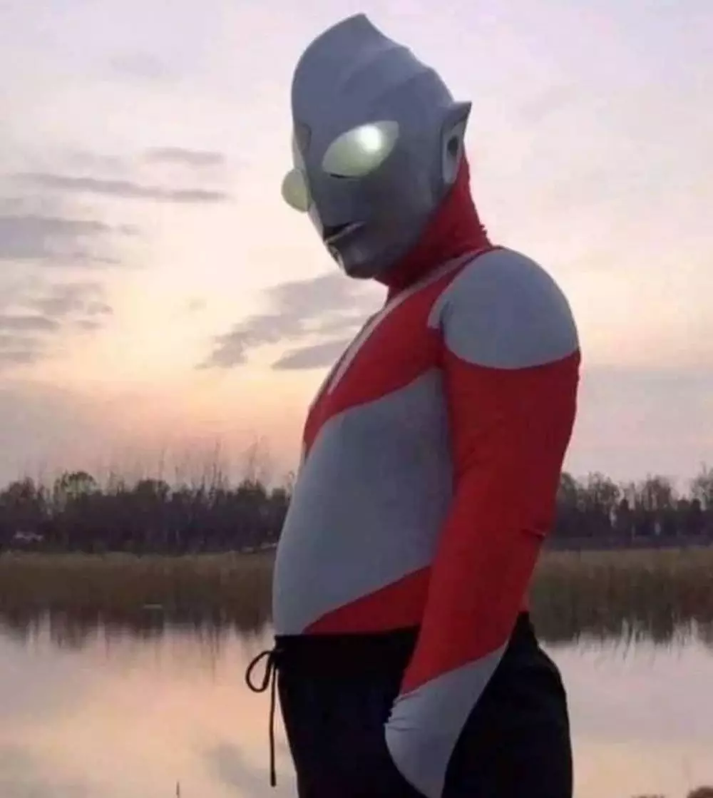 gaya fashion cowok malah lucu banget © 2021 instagram.com