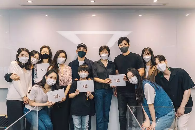 Fakta menarik drama Korea komedi Uncle Instagram Fakta menarik drama Korea komedi Uncle Instagram