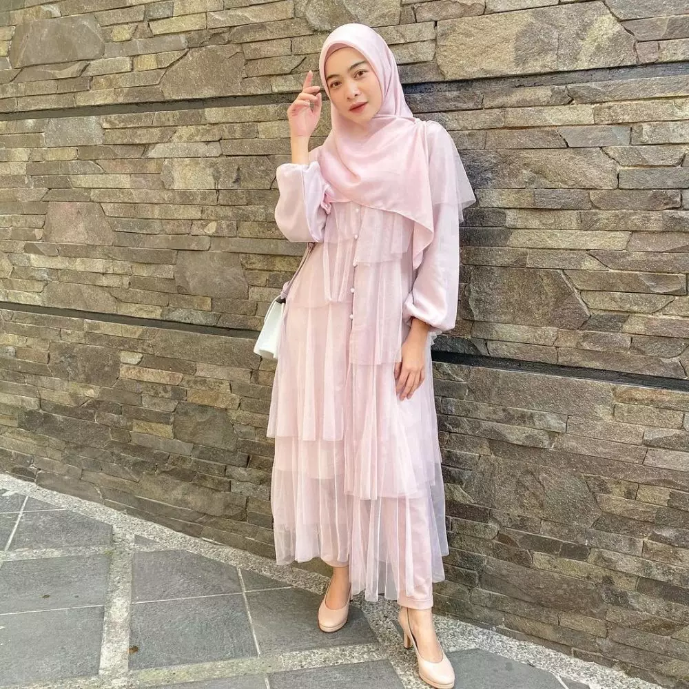 pesona pasangan seleb berprofesi sebagai dokter © instagram