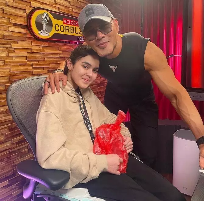Deddy Corbuzier ungkap kebaikan Laura Anna © berbagai sumber