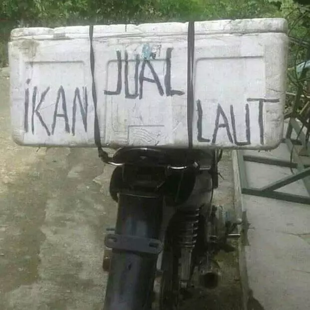 iklan jualan menipu mata tapi malah lucu abis © 2021 twitter.com