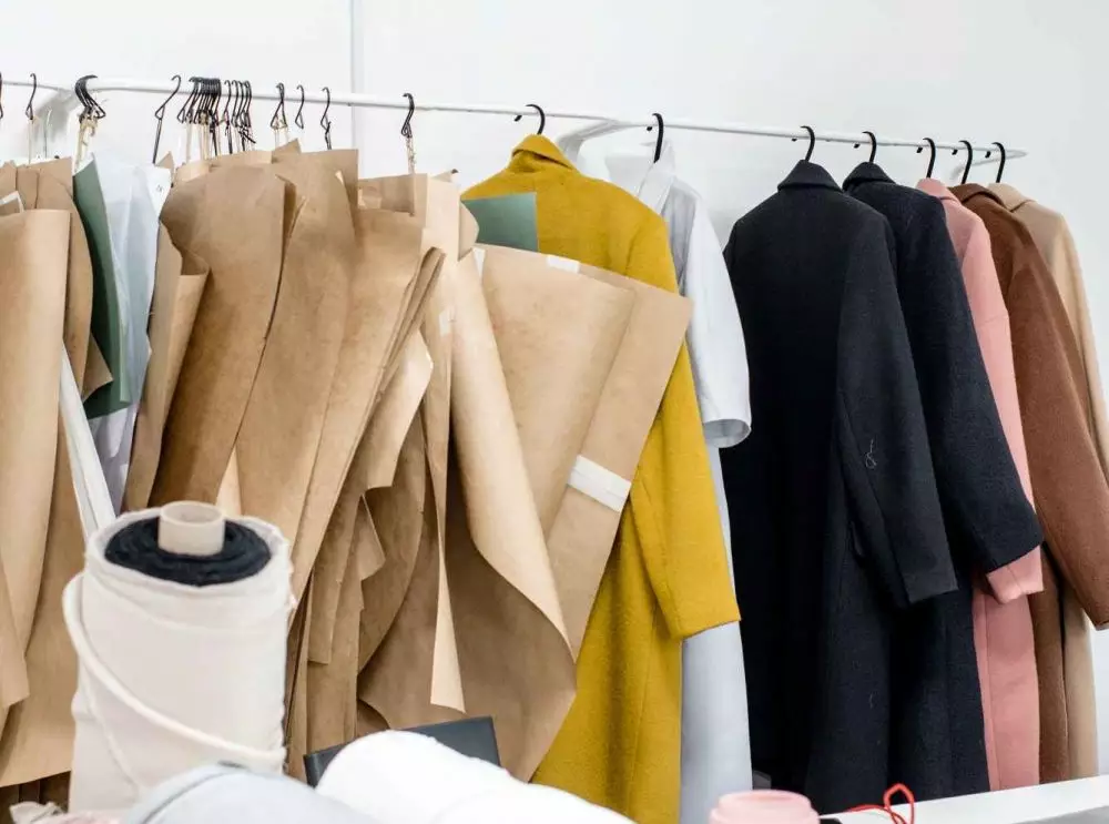 mimpi beli baju baru © 2021 brilio.net mimpi beli baju baru © 2021 brilio.net