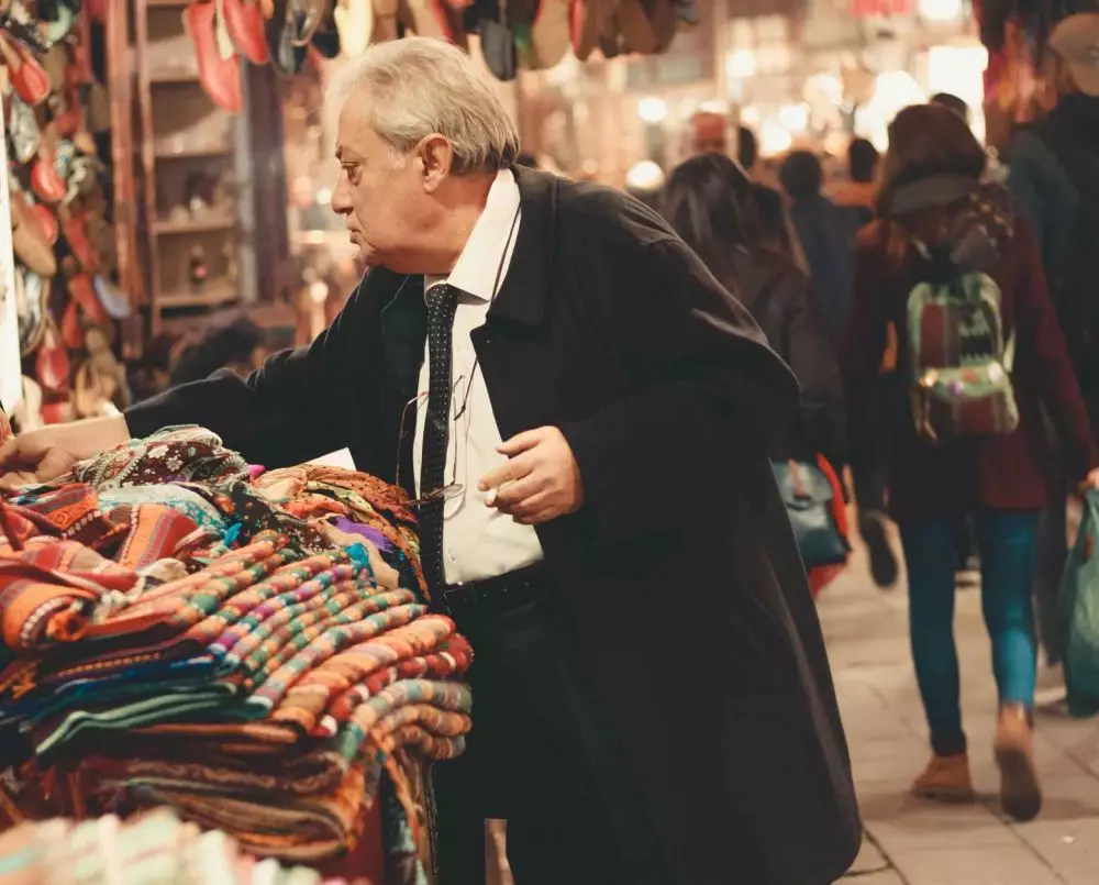 mimpi beli baju baru © 2021 brilio.net mimpi beli baju baru © 2021 brilio.net