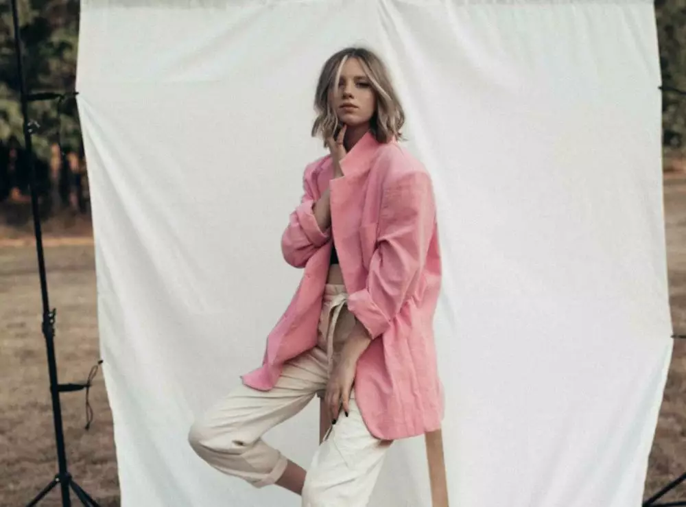 mimpi beli baju baru © 2021 brilio.net mimpi beli baju baru © 2021 brilio.net