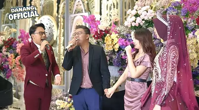 denny caknan happy asmara di ngunduh mantu danang © 2021 YouTube