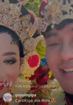 Momen arak-arakan ngunduh mantu Danang DA © 2021 YouTube Momen arak-arakan ngunduh mantu Danang DA © 2021 YouTube