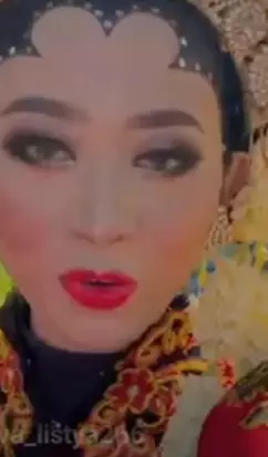 Momen arak-arakan ngunduh mantu Danang DA © 2021 YouTube Momen arak-arakan ngunduh mantu Danang DA © 2021 YouTube