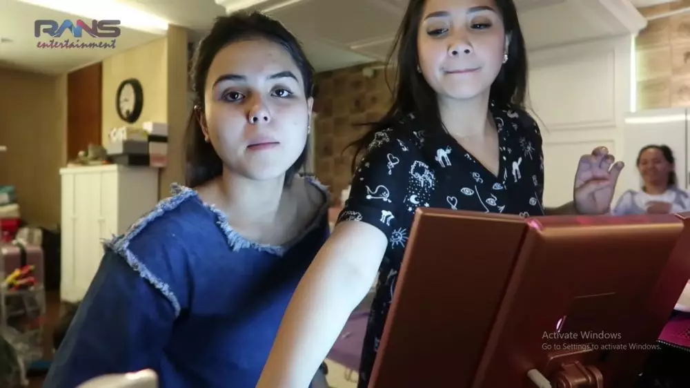 kenangan gigi dan laura © 2021 YouTube
