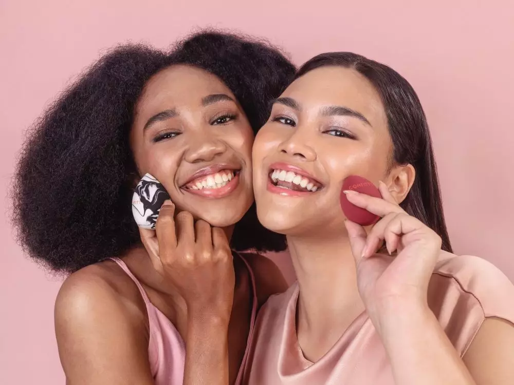 awali tahun baru percaya diri  © 2021 berbagai sumber