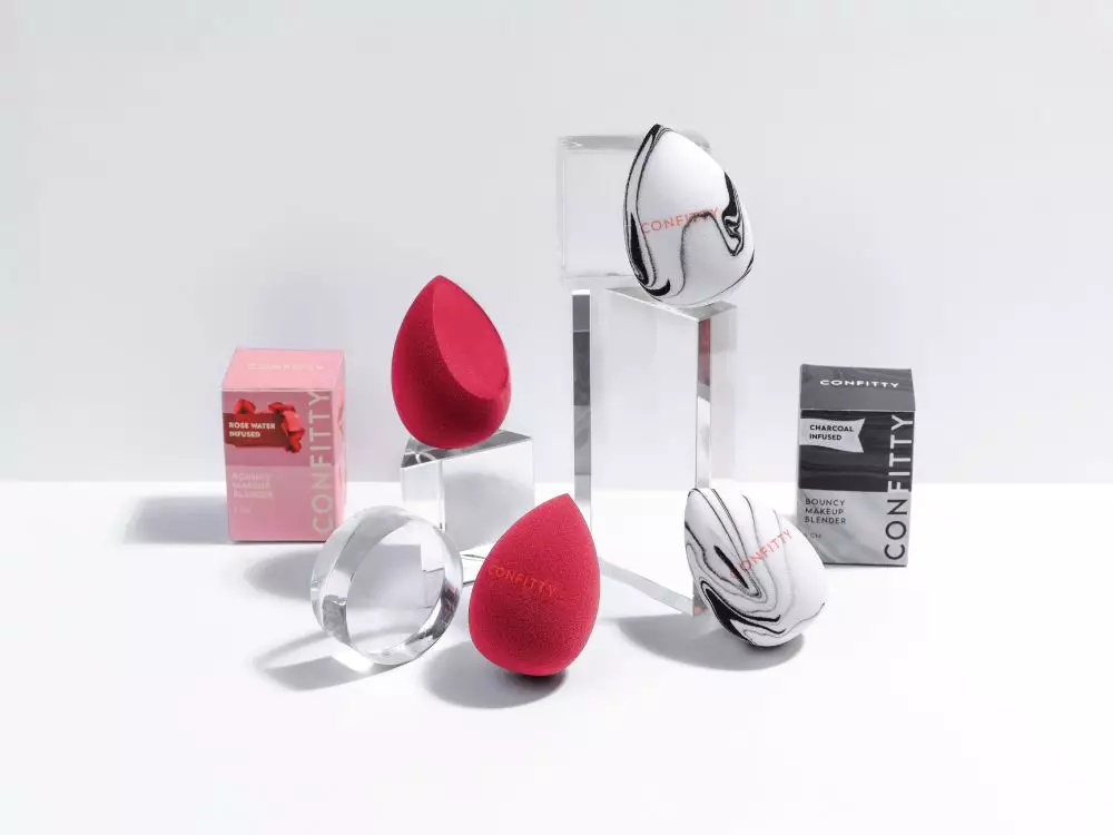 awali tahun baru percaya diri  © 2021 berbagai sumber