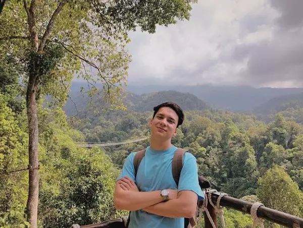 bocah di iklan obat era 2000-an © berbagai sumber