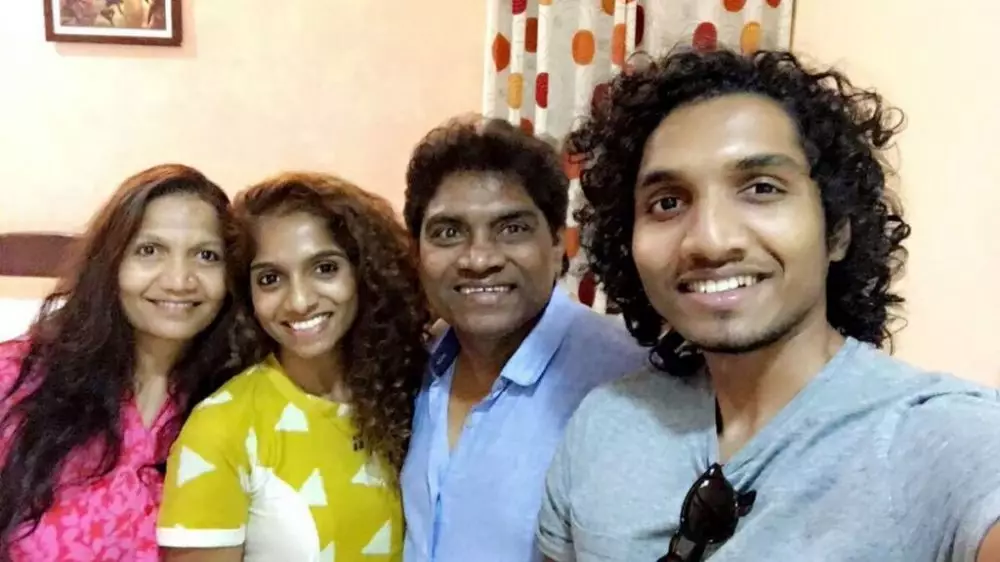Potret terbaru anak Johny Lever © Instagram Potret terbaru anak Johny Lever © Instagram