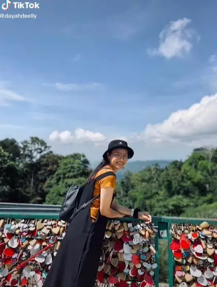 Transformasi wanita hamil ini bikin kaget © 2021 TikTok Transformasi wanita hamil ini bikin kaget © 2021 TikTok