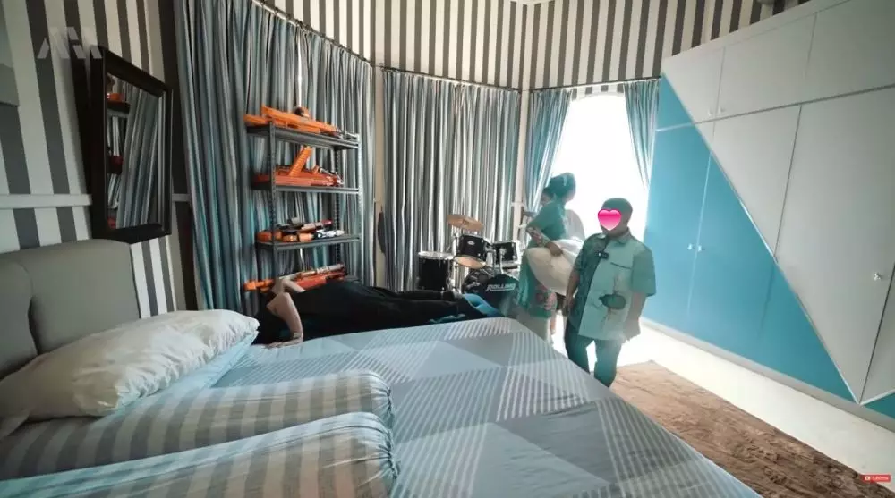kamar anak Krisdayanti dan Raul Lemos  © 2021 berbagai sumber kamar anak Krisdayanti dan Raul Lemos  © 2021 berbagai sumber