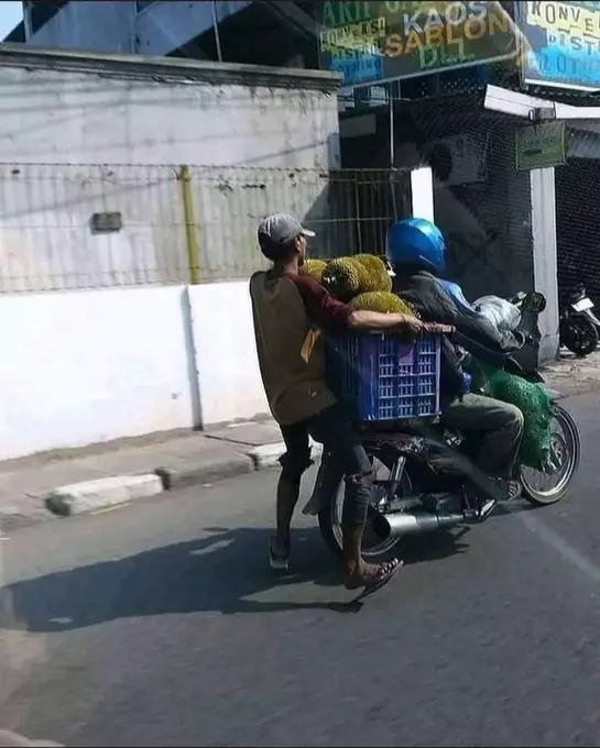 momen kerja sama malah ribet sendiri © 2021 instagram.com