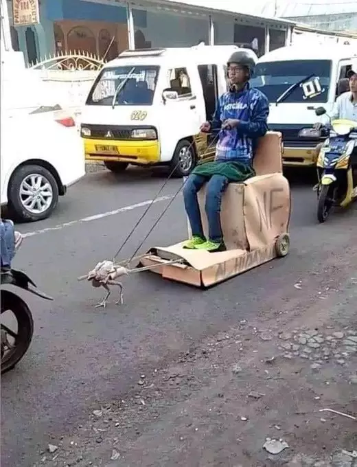 momen kerja sama malah ribet sendiri © 2021 instagram.com