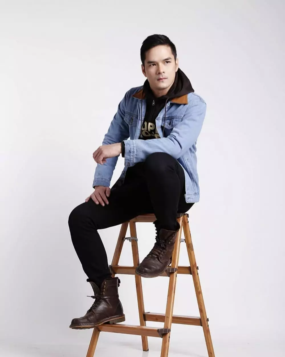 Seleb langganan peran suami teraniaya Instagram Seleb langganan peran suami teraniaya Instagram