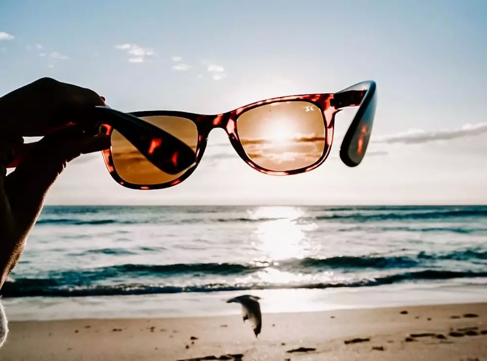 4 manfaat kacamata hitam © 2021 berbagai sumber