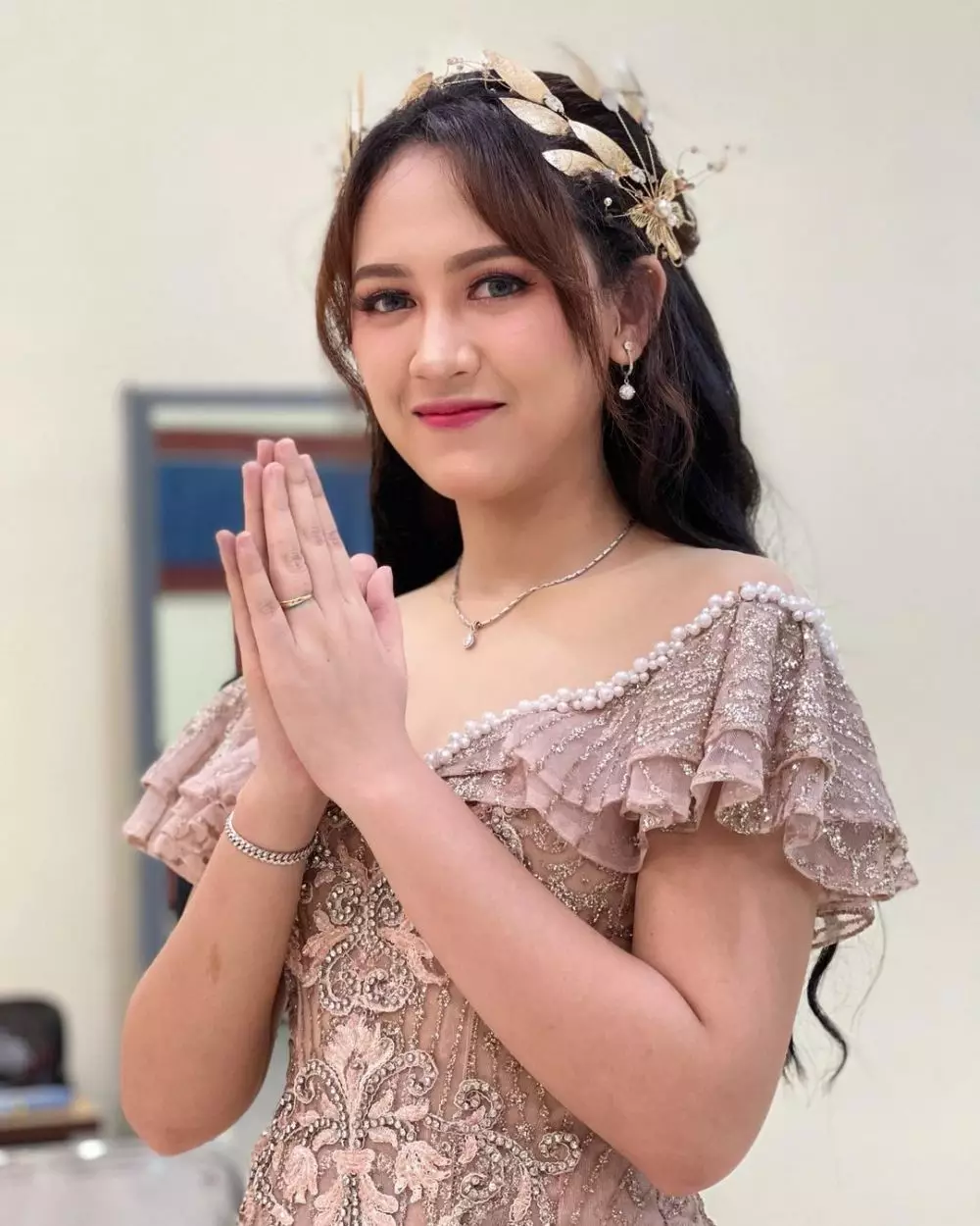 model banting setir jadi penyanyi dangdut Instagram