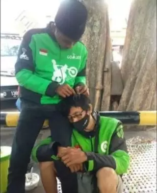 driver ojek online ada-ada aja © 2021 instagram.com