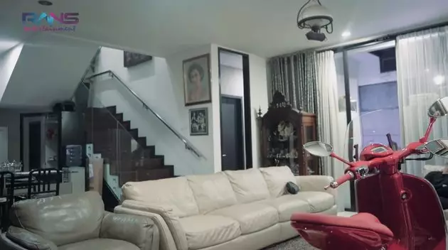 Potret ruang keluarga pedangdut © berbagai sumber