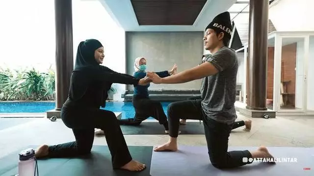 prenatal yoga bareng pasangan  © 2021 berbagai sumber prenatal yoga bareng pasangan  © 2021 berbagai sumber