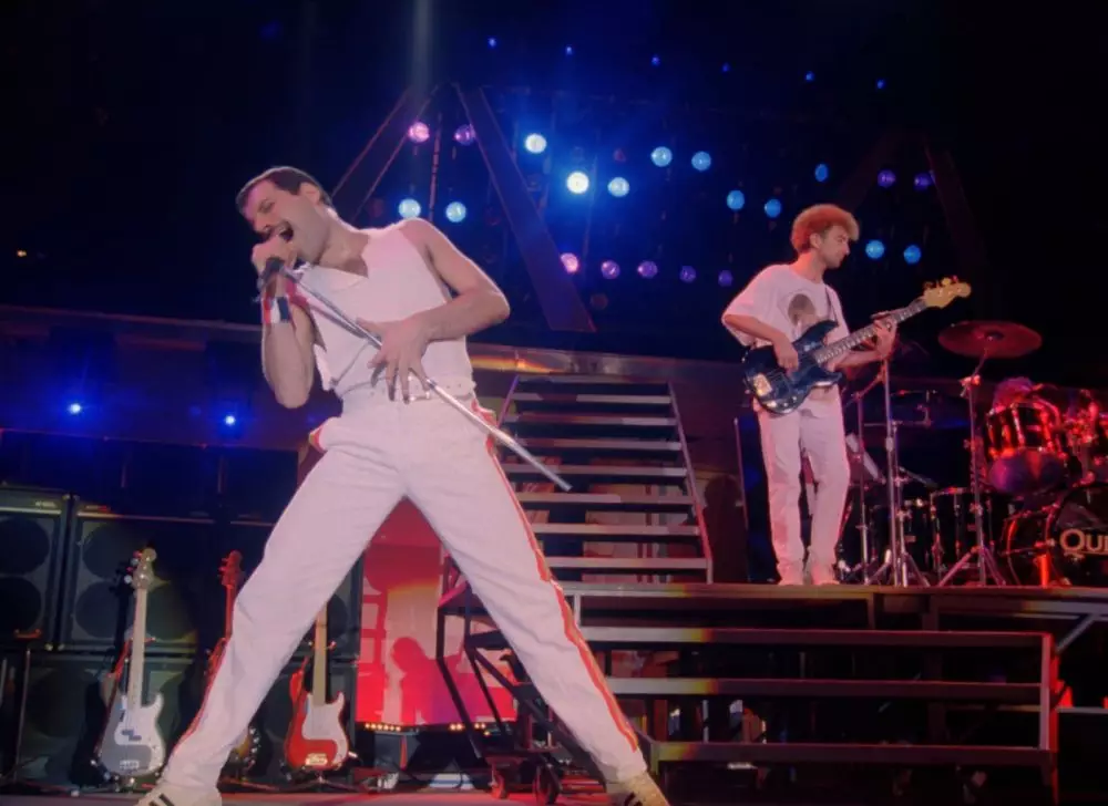 Contoh teks biografi berbagai tokoh terkenal dari berbagai sumber