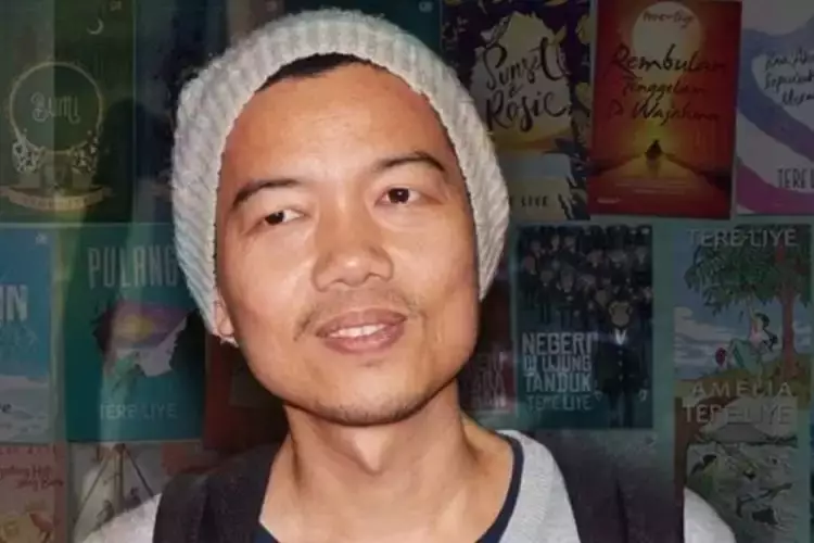 Contoh teks biografi berbagai tokoh terkenal dari berbagai sumber