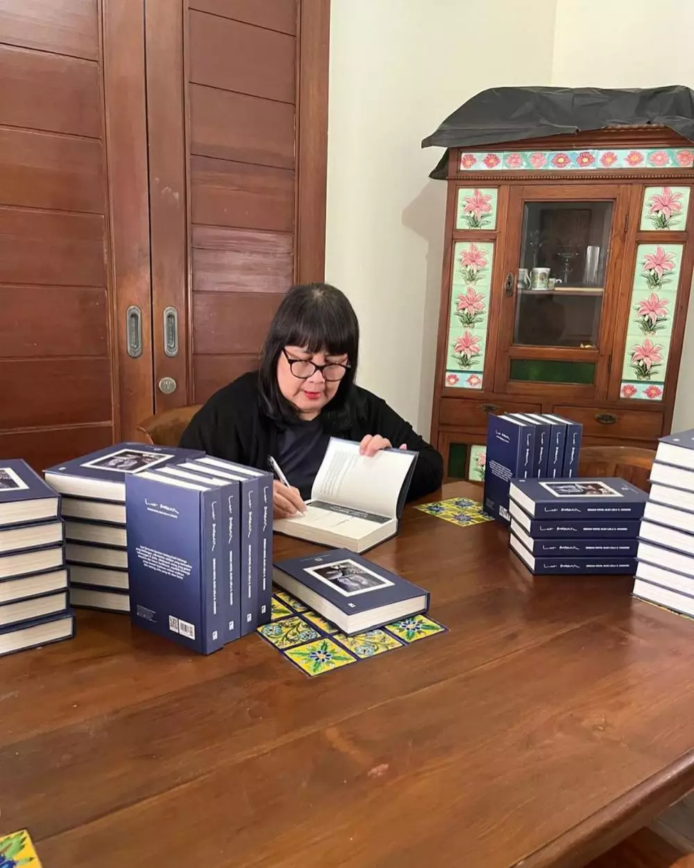 Contoh teks biografi berbagai tokoh terkenal dari berbagai sumber