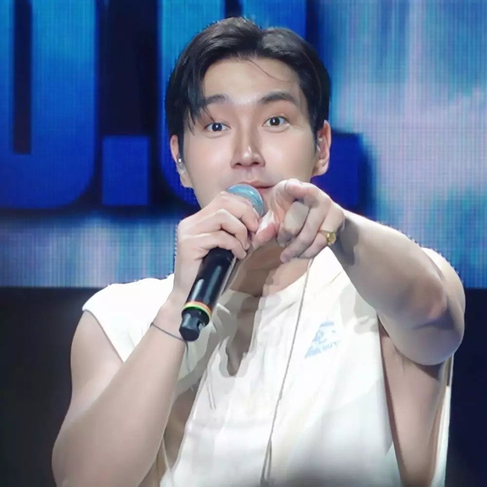 Contoh teks biografi berbagai tokoh terkenal dari berbagai sumber