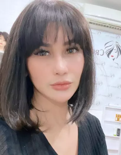 Potret transformasi Bebizie jadi Vanessa Angel © 2021 Instagram Potret transformasi Bebizie jadi Vanessa Angel © 2021 Instagram